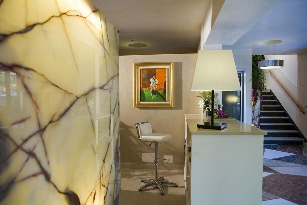 Hotel Ristorante Cavaliere Скарио Экстерьер фото