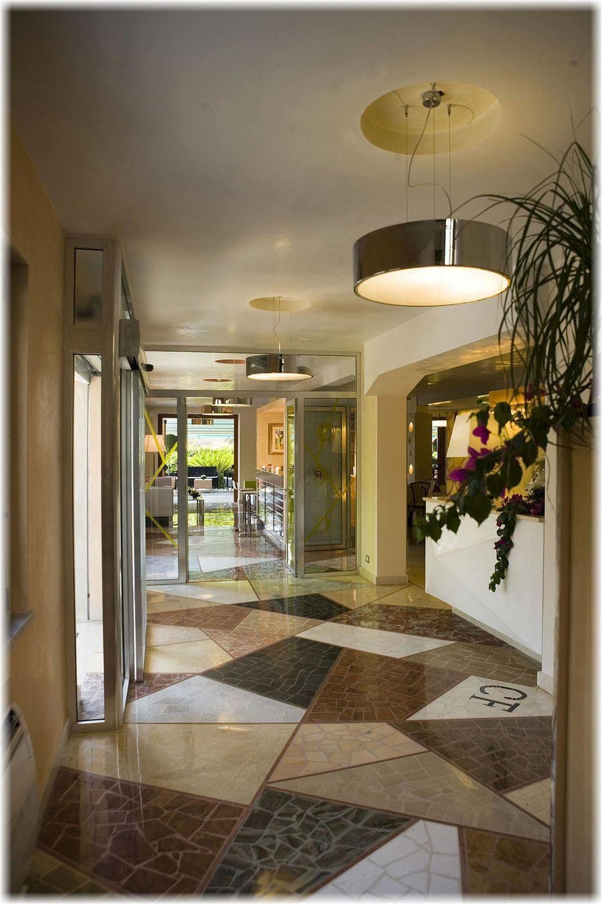 Hotel Ristorante Cavaliere Скарио Экстерьер фото